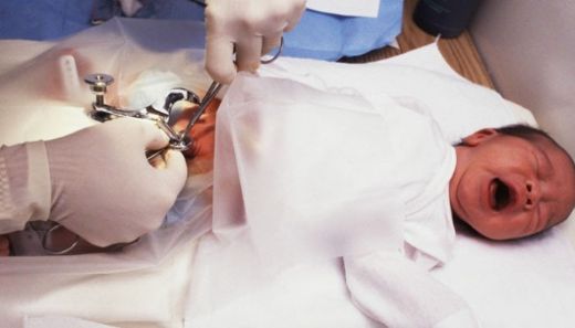 Bebek Pipisinde Kızarıklık Belirtileri ve Tedavisi